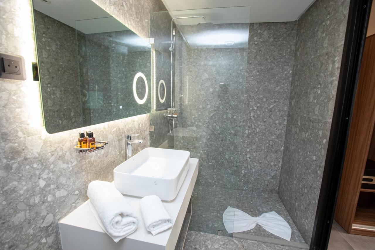 Address Hotel Casa Blanca