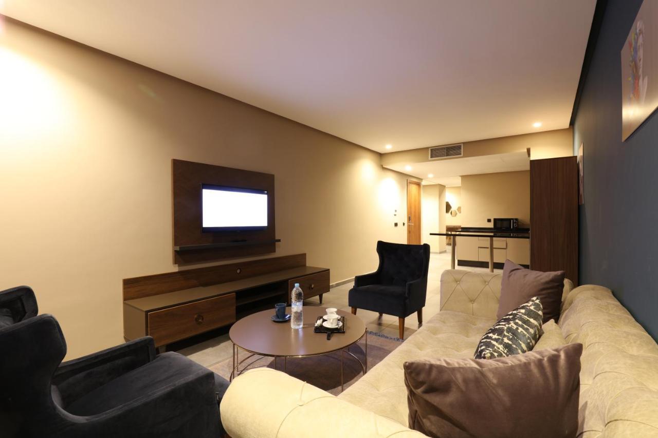 Address 4* Casa Blanca